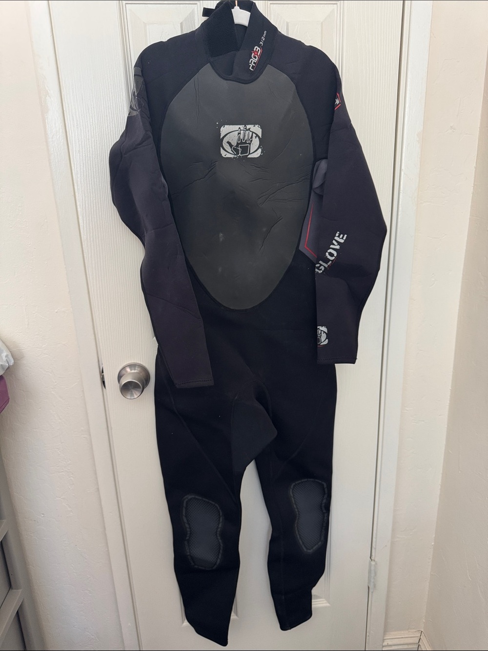 Body Glove Kids Black One-Piece Wetsuit with Chest Pad